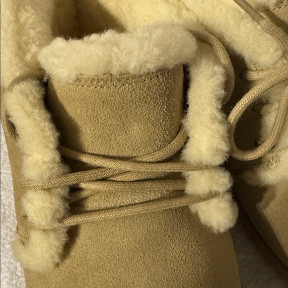 UGG Tan Winter Boots for Women - Picture 6 of 9
